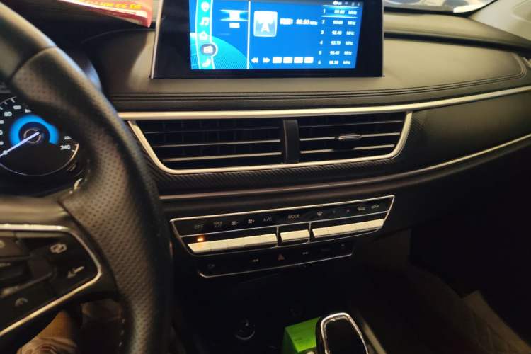 Used Dongfeng Fengon 580 2021 ☆ Star Edition 1.5T Automatic Luxury Version Audio And AC Panel