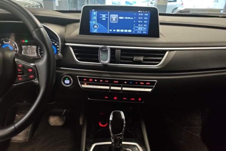 Used Dongfeng Fengon 580 2021 ☆ Star Edition 1.5T Automatic Luxury Version Audio And AC Panel