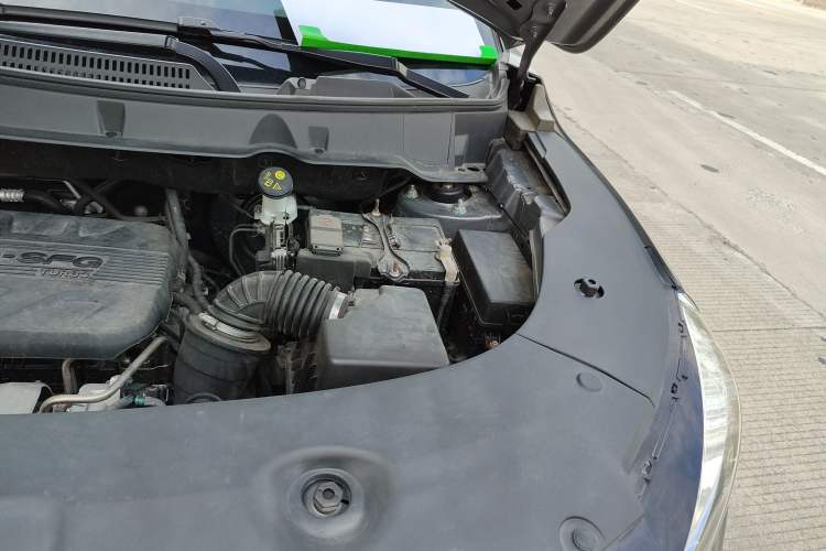 Used Dongfeng Fengon 580 2021 ☆ Star Edition 1.5T Automatic Luxury Version Engine Bay Left