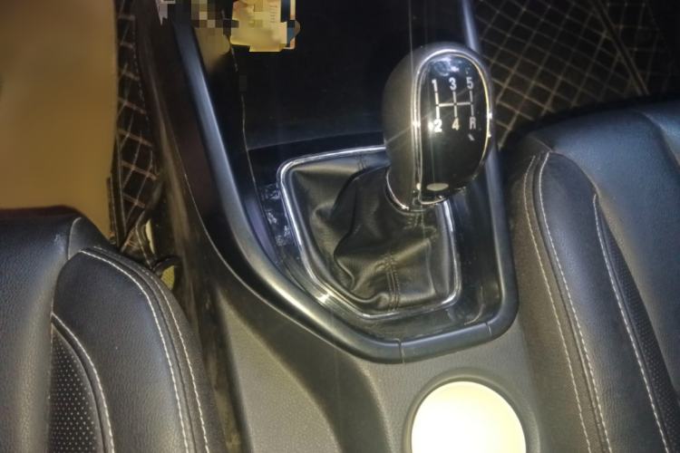 Used Dongfeng Fengon 580 2021 Revised ☆ Star Edition 1.8L Manual Elite Version Gear Lever