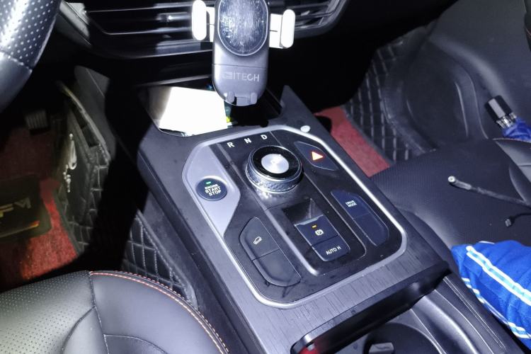 Used Dongfeng Fengon 580 2021 ☆ Star Edition 1.5 TGDI Automatic Flagship Version Gear Lever