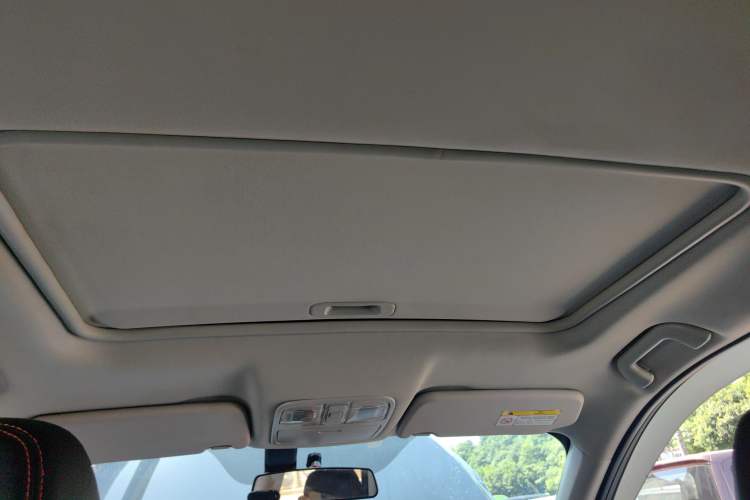 Used Dongfeng Fengon 580 2021 ☆ Star Edition 1.5T Automatic Luxury Version Headliner