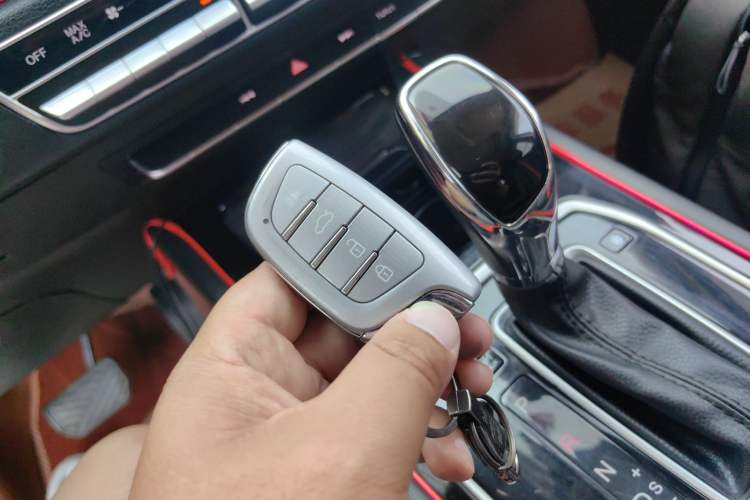 Used Dongfeng Fengon 580 2021 ☆ Star Edition 1.5T Automatic Luxury Version Interior 1