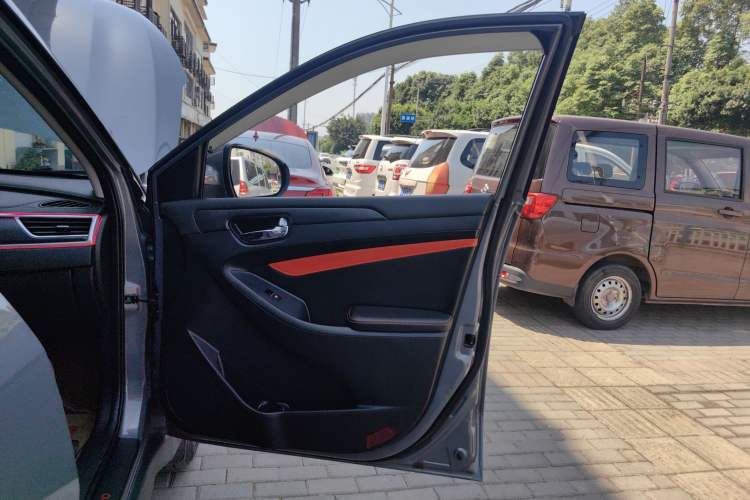 Used Dongfeng Fengon 580 2021 ☆ Star Edition 1.5T Automatic Luxury Version Interior 5