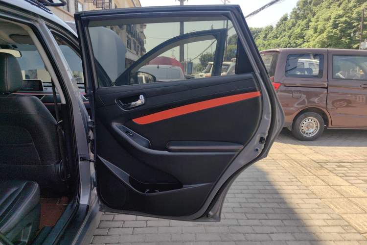 Used Dongfeng Fengon 580 2021 ☆ Star Edition 1.5T Automatic Luxury Version Interior 6