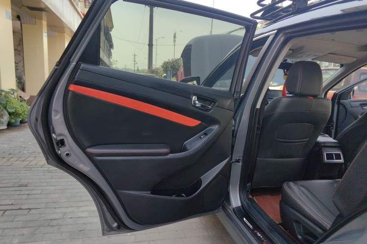 Used Dongfeng Fengon 580 2021 ☆ Star Edition 1.5T Automatic Luxury Version Interior 8
