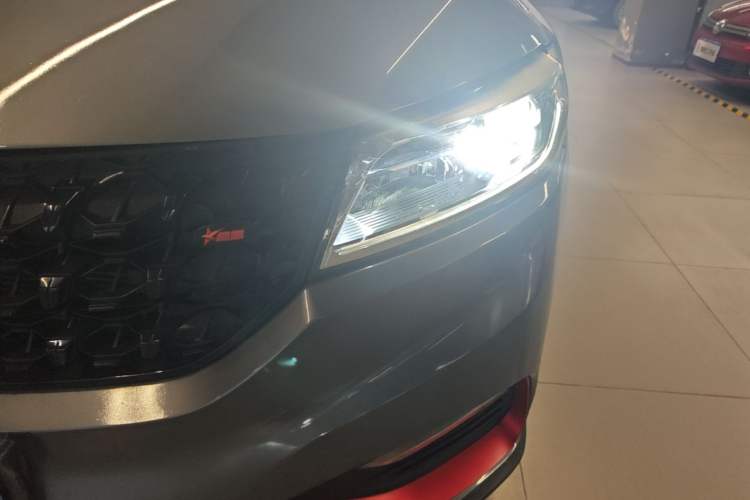 Used Dongfeng Fengon 580 2021 ☆ Star Edition 1.5T Automatic Luxury Version Left Front Headlight