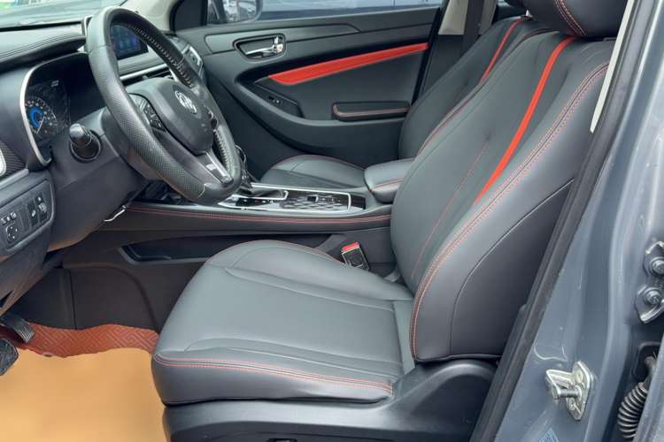 Used Dongfeng Fengon 580 2021 Revised ☆ Star Edition 1.5T Automatic Luxury Version Left Front Seat
