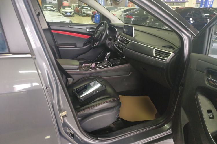 Used Dongfeng Fengon 580 2021 Revised ☆ Star Edition 1.5T Automatic Luxury Version Right Front Seat