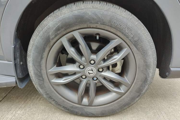 Used Dongfeng Fengon 580 2021 ☆ Star Edition 1.5T Automatic Luxury Version Right Front Wheel Hub
