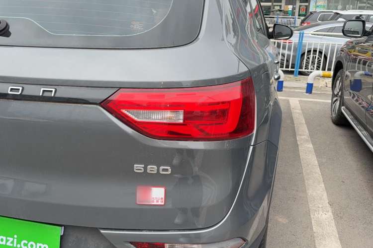 Used Dongfeng Fengon 580 2021 Revised ☆ Star Edition 1.5T Automatic Luxury Version Right Rear Taillight