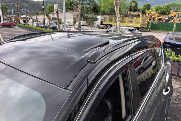 Used Dongfeng Fengon 580 2021 Revised ☆ Star Edition 1.8L Manual Elite Version Roof