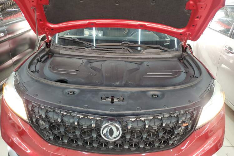 Used Dongfeng Fengon 580 2021 Revised ☆ Star Edition 1.5T Automatic Luxury Version Engine Bay