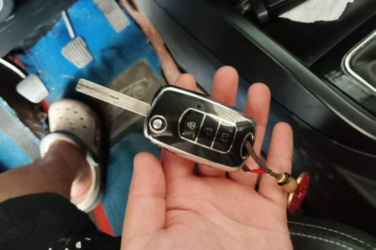 Used Dongfeng Fengon 580 2021 ☆ Star Edition 1.8L Manual Elite Version Vehicle Key