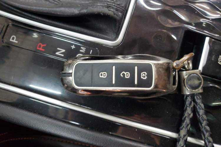 Used Dongfeng Fengon 580 2021 Revised ☆ Star Edition 1.5T Automatic Luxury Version Vehicle Key