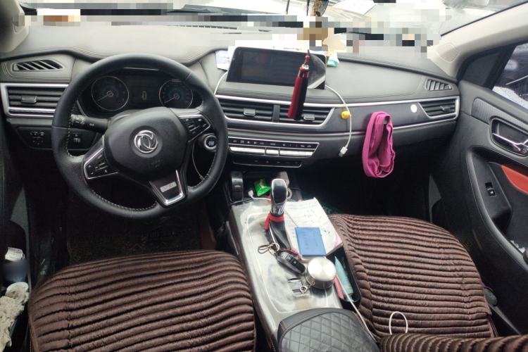 Used Dongfeng Fengon 580 2021 ☆ Star Edition 1.5T Automatic Luxury Version Center Console