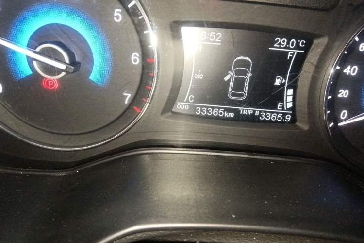 Used Dongfeng Fengon 580 2021 ☆ Star Edition 1.5T Manual Luxury Version Odometer Close Up