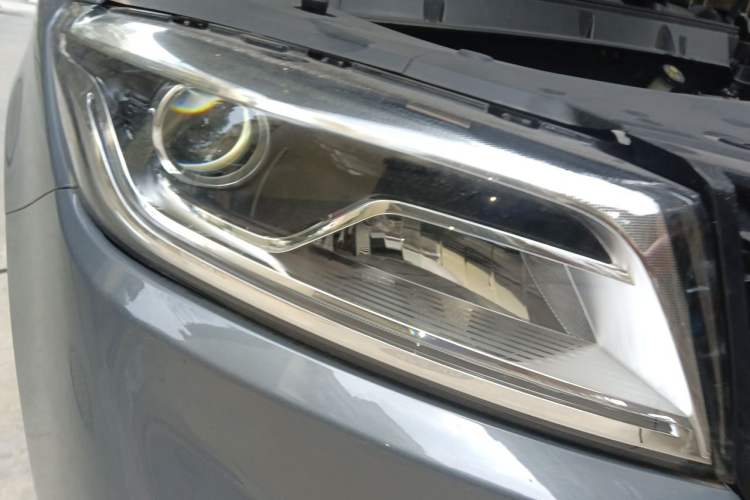 Used Dongfeng Fengon 580 2021 ☆ Star Edition 1.5T Manual Luxury Version Right Front Headlight