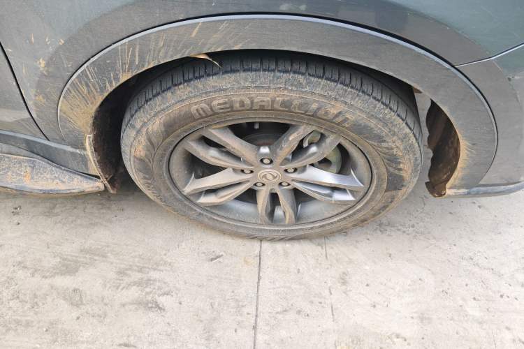 Used Dongfeng Fengon 580 2021 ☆ Star Edition 1.5T Automatic Luxury Version Right Front Wheel Hub