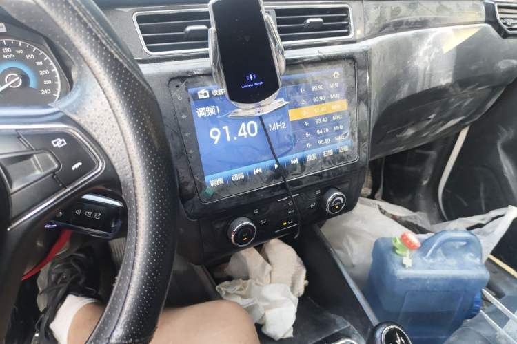 Used Dongfeng Fengon 580 2021 ☆ Star Edition 1.8L Manual Elite Version Audio And AC Panel