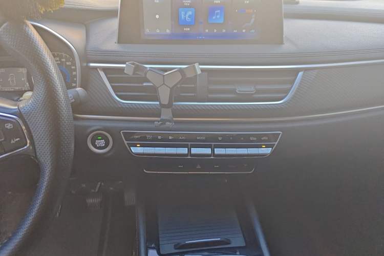 Used Dongfeng Fengon 580 2021 Revised ☆ Star Edition 1.5T Manual Luxury Version Audio And AC Panel