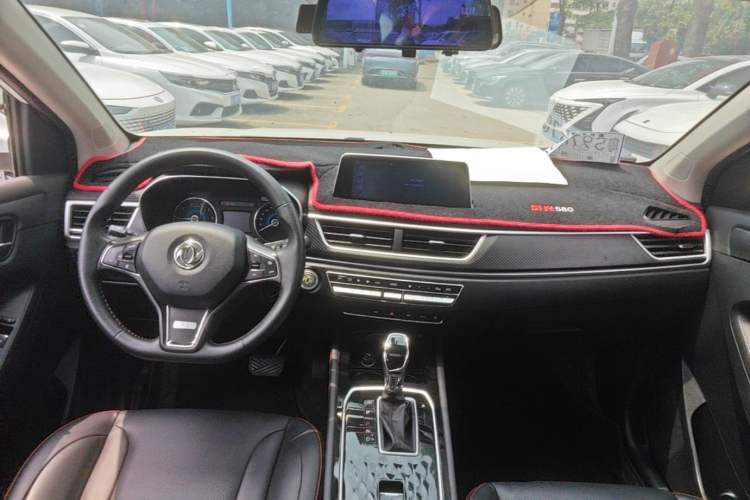 Used Dongfeng Fengon 580 2021 Revised ☆ Star Edition 1.5T Automatic Luxury Version Center Console