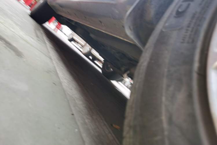 Used Dongfeng Fengon 580 2021 ☆ Star Edition 1.8L Manual Elite Version Chassis Front Right