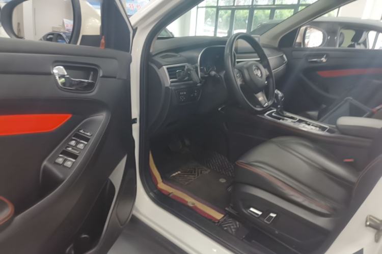 Used Dongfeng Fengon 580 2021 Revised ☆ Star Edition 1.5T Automatic Luxury Version Driver Seat