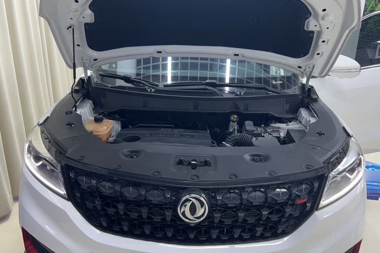 Used Dongfeng Fengon 580 2021 Revised ☆ Star Edition 1.5T Automatic Luxury Version Engine Bay