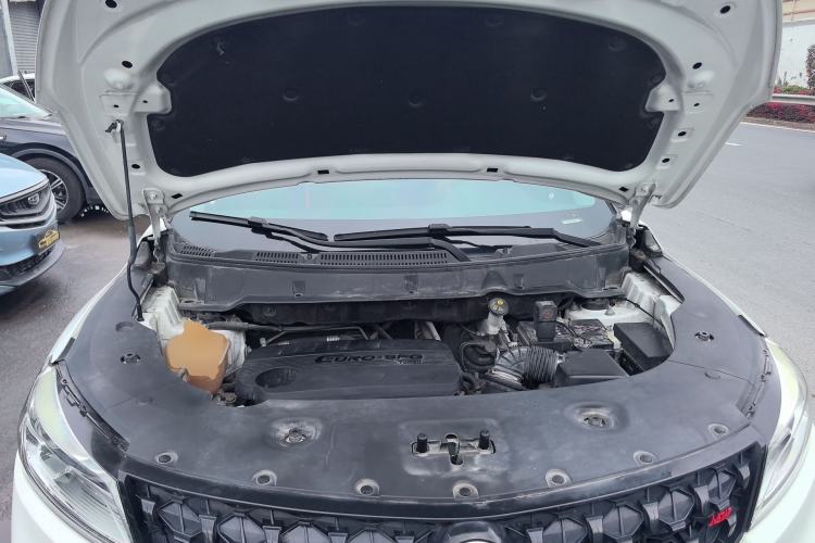 Used Dongfeng Fengon 580 2021 Revised ☆ Star Edition 1.5T Automatic Luxury Version Engine Bay