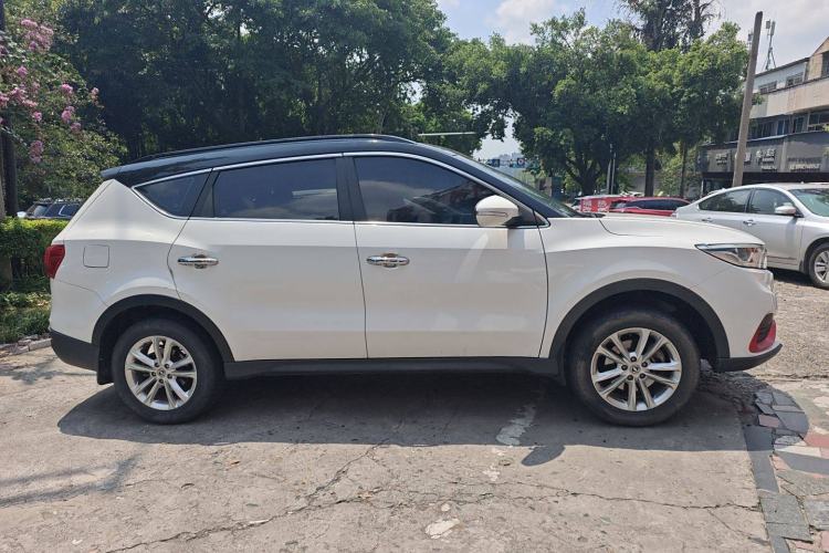 Used Dongfeng Fengon 580 2021 Revised ☆ Star Edition 1.8L Manual Elite Version Exterior 2