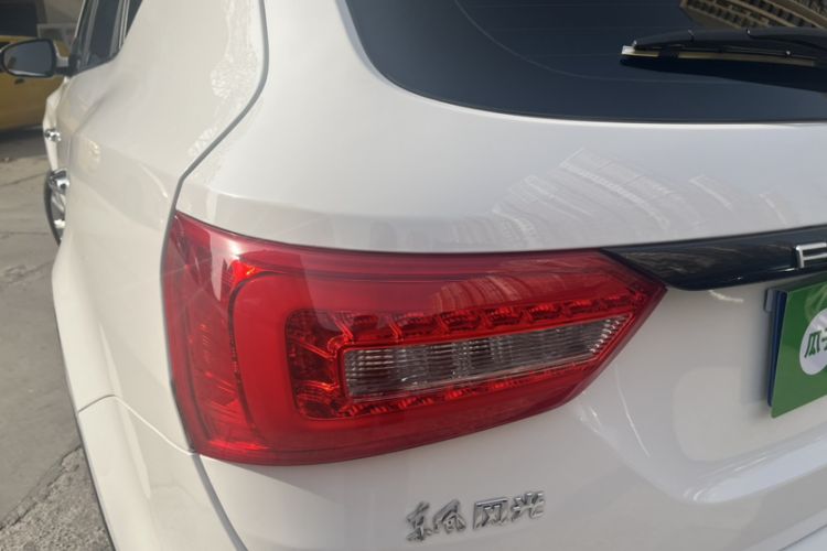 Used Dongfeng Fengon 580 2021 Revised ☆ Star Edition 1.8L Manual Elite Version Exterior 9