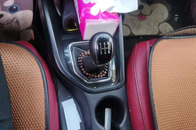 Used Dongfeng Fengon 580 2021 ☆ Star Edition 1.8L Manual Elite Version Gear Lever