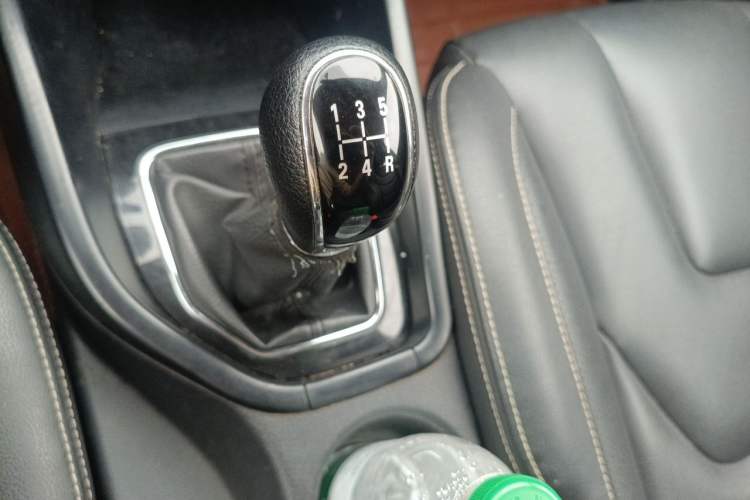 Used Dongfeng Fengon 580 2021 ☆ Star Edition 1.8L Manual Elite Version Gear Lever