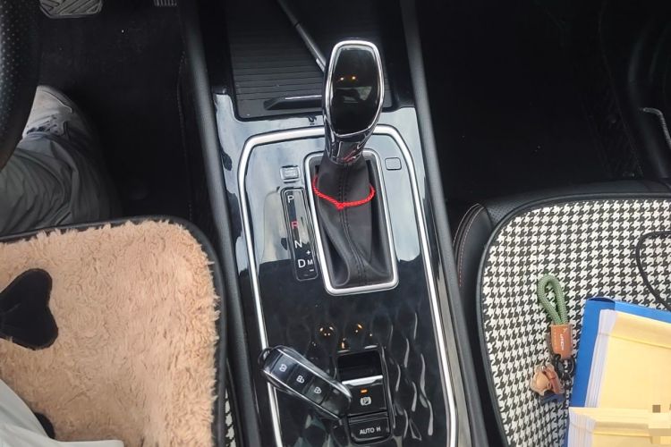 Used Dongfeng Fengon 580 2021 ☆ Star Edition 1.5 TGDI Automatic Prestige Version Gear Lever