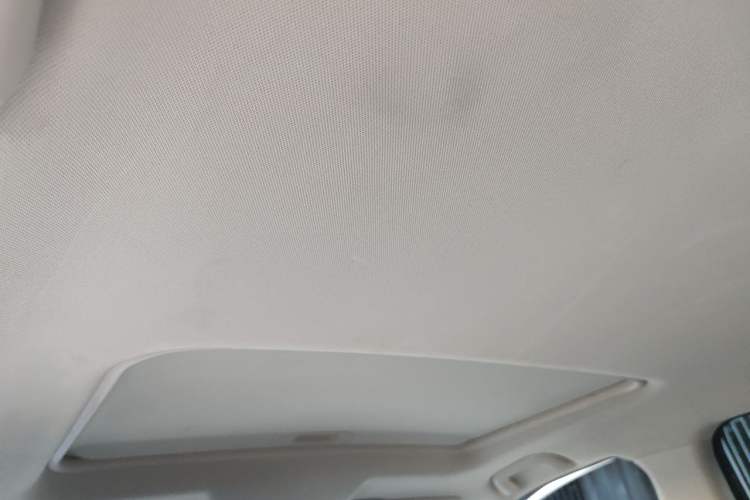 Used Dongfeng Fengon 580 2021 ☆ Star Edition 1.8L Manual Elite Version Headliner