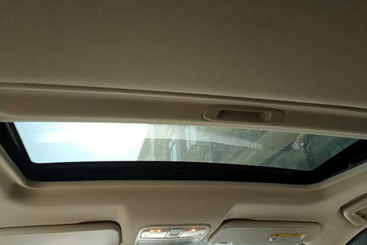 Used Dongfeng Fengon 580 2021 Revised ☆ Star Edition 1.8L Manual Elite Version Headliner