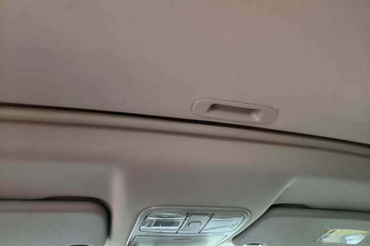 Used Dongfeng Fengon 580 2021 Revised ☆ Star Edition 1.5T Automatic Luxury Version Headliner