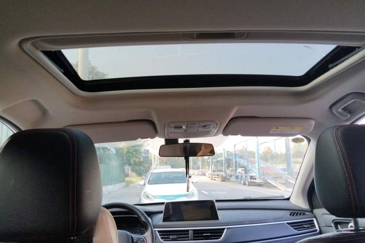 Used Dongfeng Fengon 580 2021 Revised ☆ Star Edition 1.5T Automatic Luxury Version Headliner