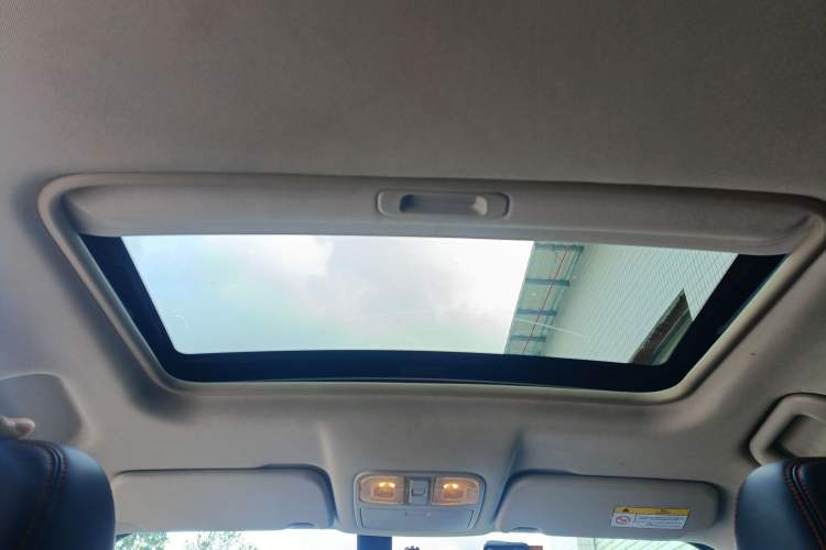 Used Dongfeng Fengon 580 2021 Revised ☆ Star Edition 1.5T Automatic Luxury Version Headliner