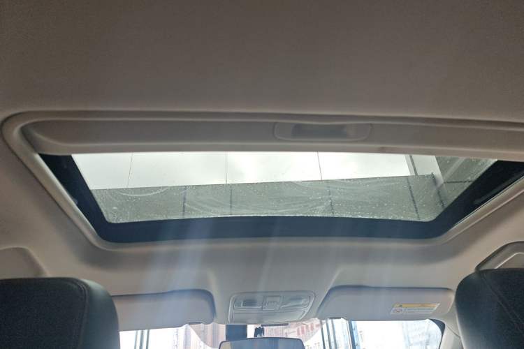 Used Dongfeng Fengon 580 2021 ☆ Star Edition 1.5T Automatic Luxury Version Headliner