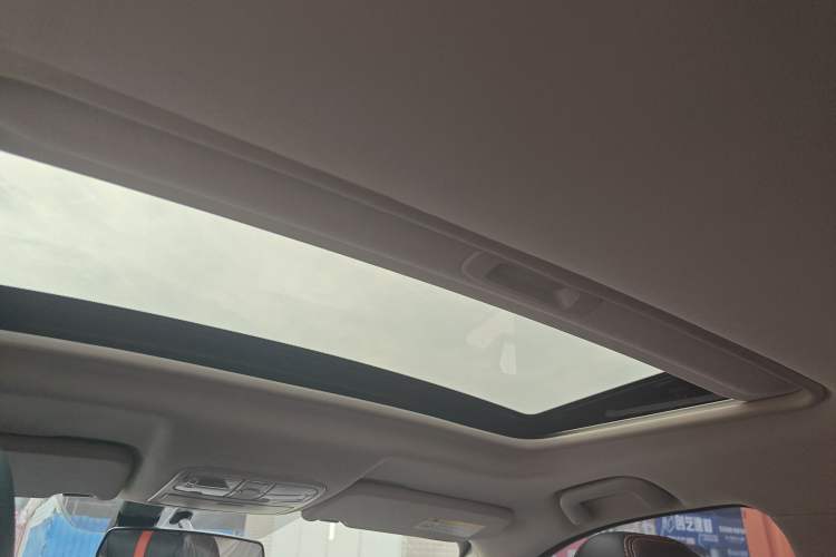 Used Dongfeng Fengon 580 2021 Revised ☆ Star Edition 1.5T Automatic Luxury Version Headliner
