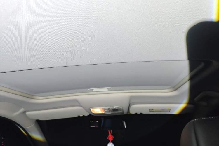 Used Dongfeng Fengon 580 2021 Revised ☆ Star Edition 1.5T Manual Luxury Version Headliner