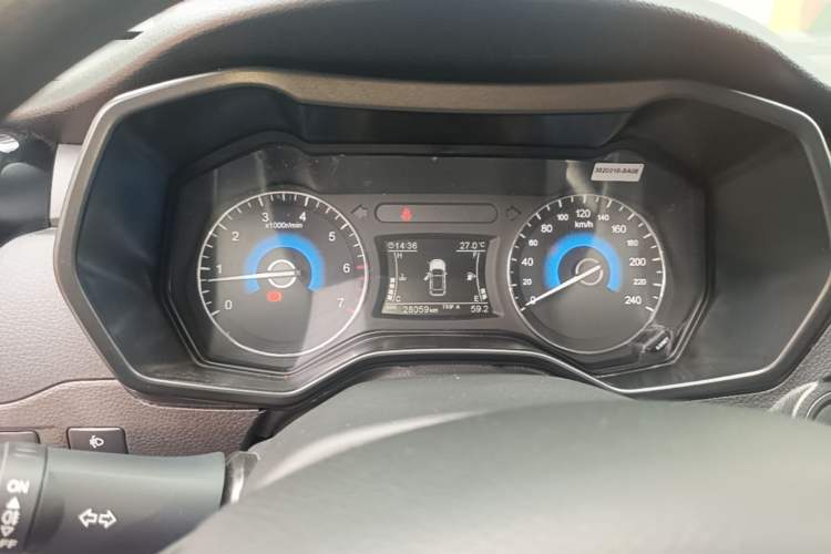 Used Dongfeng Fengon 580 2021 Revised ☆ Star Edition 1.8L Manual Elite Version Instrument Cluster