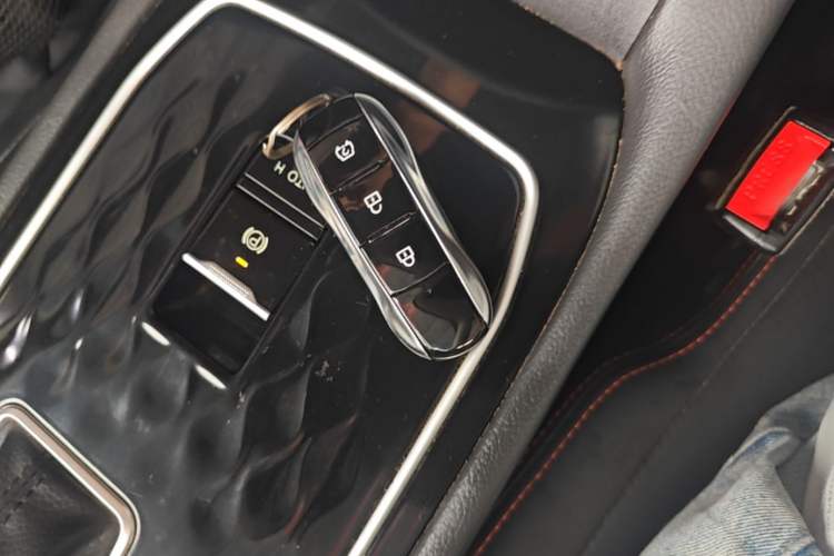Used Dongfeng Fengon 580 2021 ☆ Star Edition 1.5T Automatic Luxury Version Interior 1