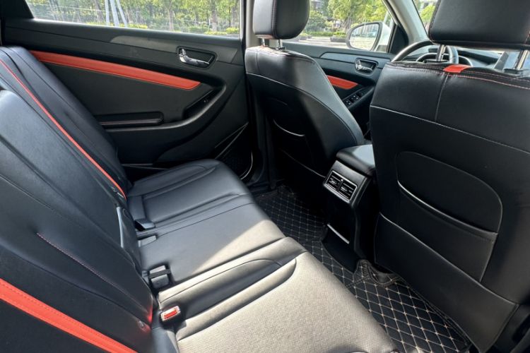Used Dongfeng Fengon 580 2021 Revised ☆ Star Edition 1.5T Automatic Luxury Version Interior 2