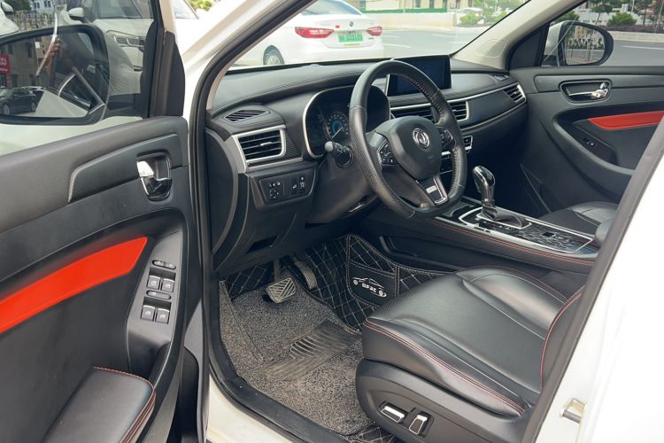 Used Dongfeng Fengon 580 2021 Revised ☆ Star Edition 1.5T Automatic Luxury Version Interior 3