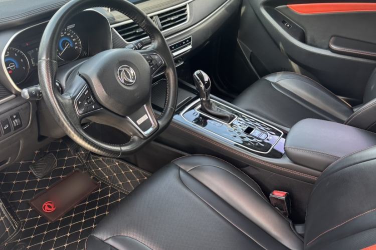 Used Dongfeng Fengon 580 2021 Revised ☆ Star Edition 1.5T Automatic Luxury Version Interior 3