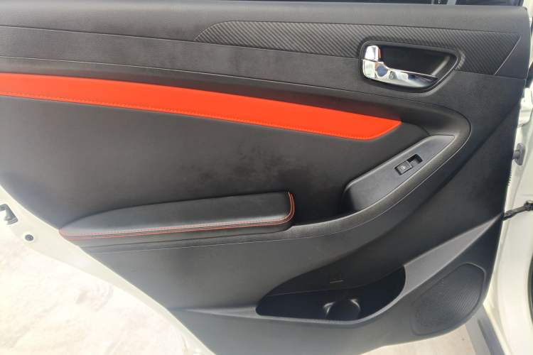 Used Dongfeng Fengon 580 2021 Revised ☆ Star Edition 1.5T Automatic Luxury Version Interior 8