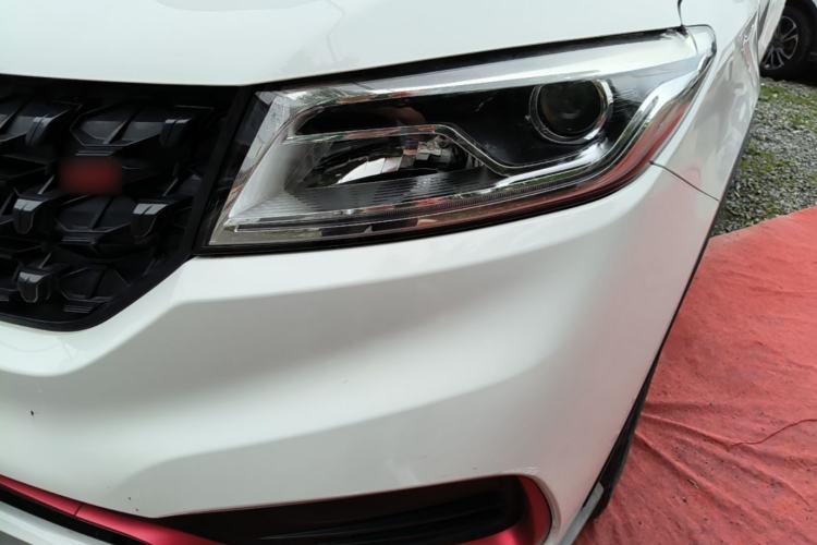 Used Dongfeng Fengon 580 2021 Revised ☆ Star Edition 1.5T Automatic Luxury Version Left Front Headlight